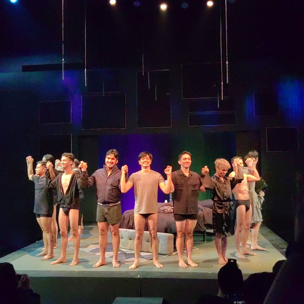 namcntbblnk's tweet photo. Potaaaaaa ang galing! Ang akin lang naman ay ilang araw ko naman kayang bibitbitin ang bigat nito. Lols
#BTCPridePlays
#Pride2023 https://t.co/IYvdgRJ6u7