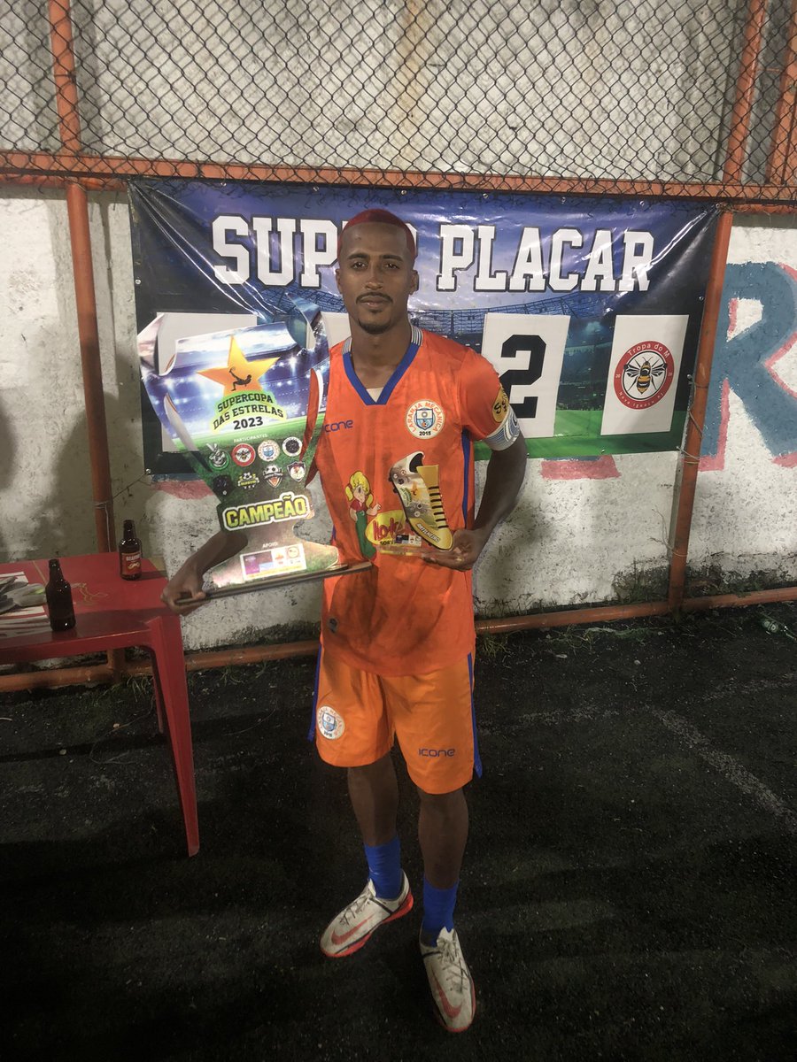 reizin98's tweet photo. Sábado- Campeão e artilheiro ✅🍊
Domingo- Campeão de um dos melhores campeonato da baixada ✅

CALMA, TAMO AQUI ✍🏾🔥🤴🏽❤️ https://t.co/vFGzeQy6R8