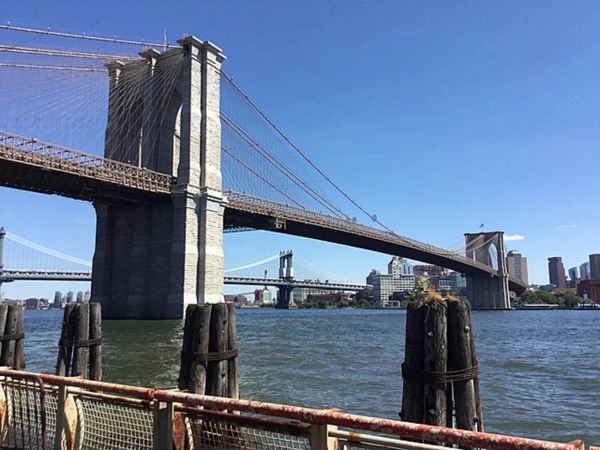 Karlin_C's tweet image. So @nycdistrict1 truck blaring #FakeNews that he opened 3 parks during his brief tenure.  Parks that were funded years before he took office. 
Why not take credit for building the Brooklyn Bridge  
@Maria4Dist6 @73papasmurfs @C_Sommerfeldt @TribecaTrib 
#Lies #Embellished