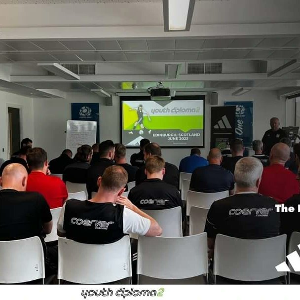 SEDandy12's tweet photo. A trip to Edinburgh yesterday to take part in the Youth Diploma 2 practical. Another brilliant @scotlandcoerver course. Thank you to @coerveralf and all of the other coaches for the advice and making it happen. Great facilities @Oriamscotland too! #youthdiploma2 https://t.co/KYfWxUgUes