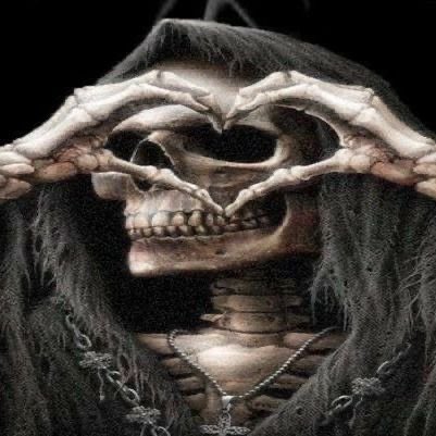 Domingueira, poxa... Nada pra fazer... Vem pra cá e manda ficha pra gente