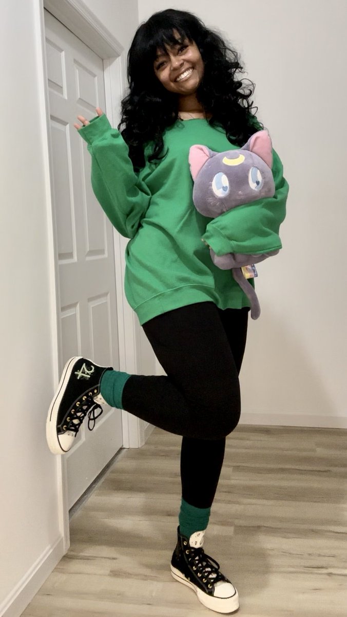 itsAlexxJordann's tweet photo. #31DaysofTheGreatCosplay DAY 19:
Kuki Sanban aka #Numbuh3 ! But from an alt universe where thereโs no rainbow monkeys, so sheโs actually a Sailor Moon stan๐๐
#KidsNextDoor #KidsNextDoorCosplay #CartoonNetworkCosplay #ClosetCosplay #BlackCosplayerHere #CurlyCosplay #WOCCosplay https://t.co/TDn3vQPvjV
