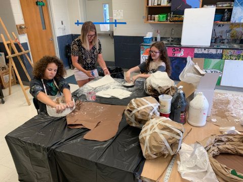 JessCoArts's tweet photo. Say hello to our set design team for Jungle Book Kids!
We had a great first week designing the set, making props and learning about stage set design in theatre. 
Come see Jungle Book Kids Friday, June 30th at 6:30 pm at East Jessamine High School. Free to the public. https://t.co/SCWwMCFg7v