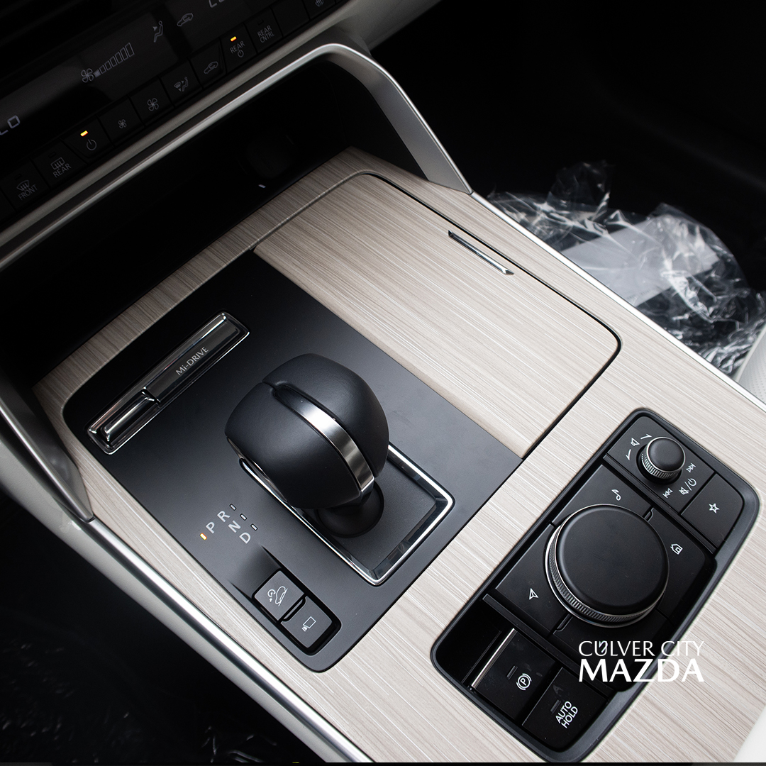 CulverCityMazda's tweet image. The 10.3 or 12.3 in infotainment system sits at perfect eve- viewing level and is controlled with the click wheel on the center console. Our newest interface is easy to navigate and built to make entertaining your car guests as simple as possible!

#Mazda #Infotainment #CarScreen