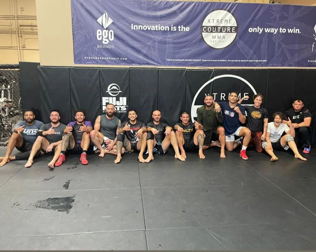 SerenaSouthpaw's tweet photo. Believe it or not I enjoy to wrestle. I think I'm alright at it but I know there's so much more to learn. Thankfully, I have a good group to give me a push to be better everytime I show up #southpawoutlaw #reenzilla #grappling #wrestling #xcmma https://t.co/VRe0SsqTSe
