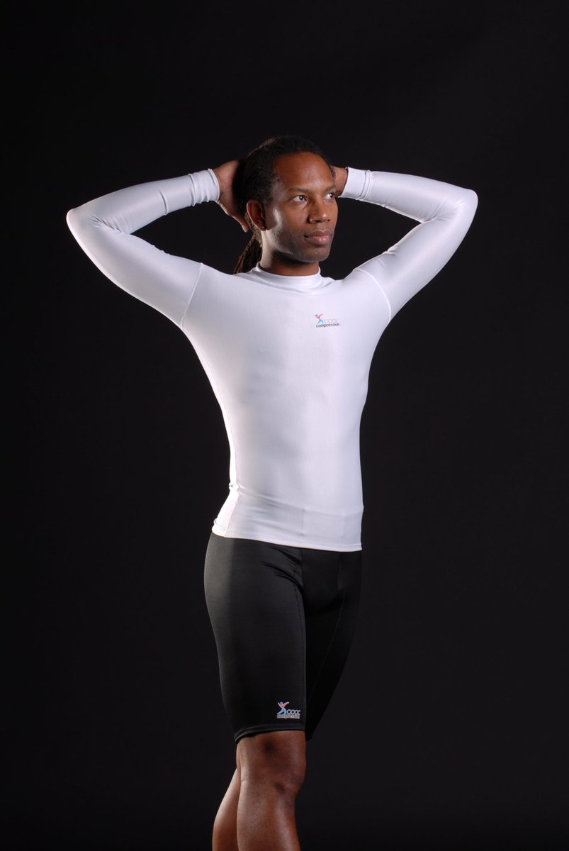 SWEAT IT OUT® with COOL COMPRESSION® technology Performance Compression Shirt Long Sleeve true compression fabric will provide flexible and very powerful support for underlying tissues and muscle. Aids in preventing injuries to the upper back, chest, shoulder, & rotator cuff.