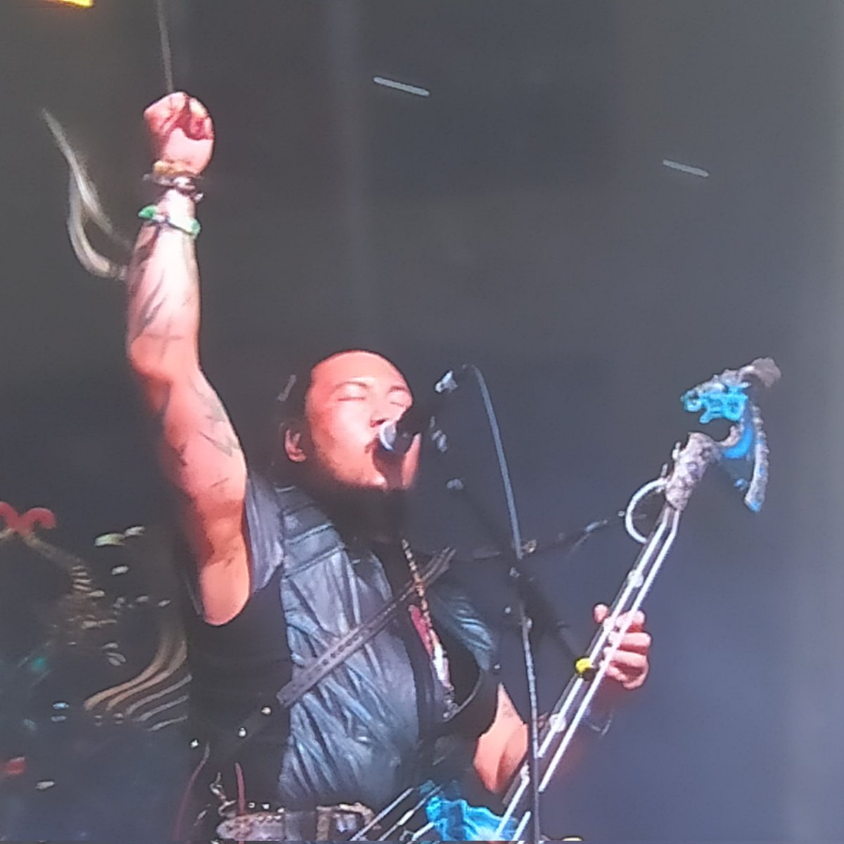 looee66's tweet image. As much as I love Blondie, had to turn over for The HU on Westholts - HU, HU, HU, HU. Incredible #glastonbury2023 #thehu