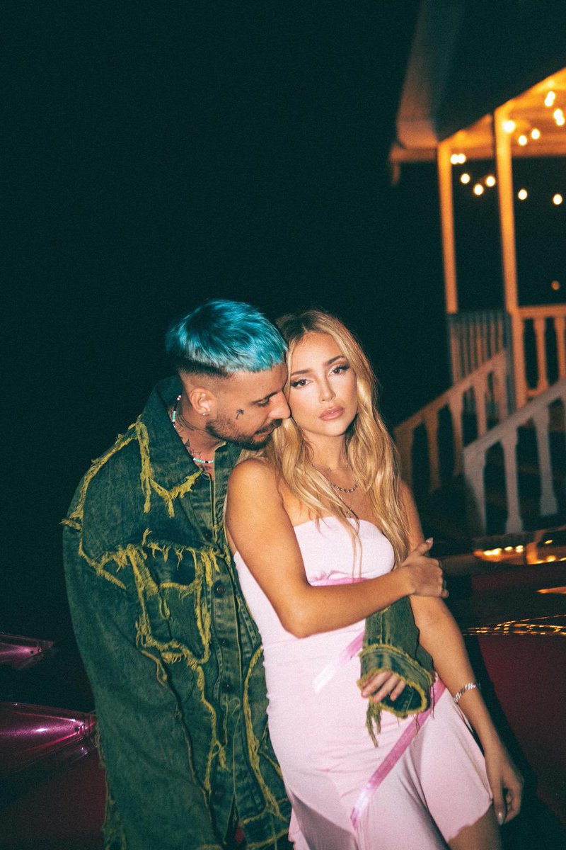 Ana Mena tweet media