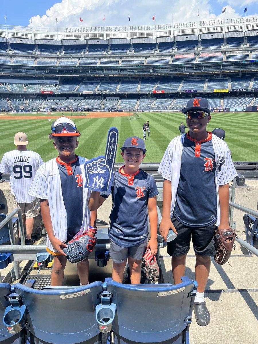 On our way to Cooperstown, couldn’t miss the opportunity to catch a Yankees game #RepBX