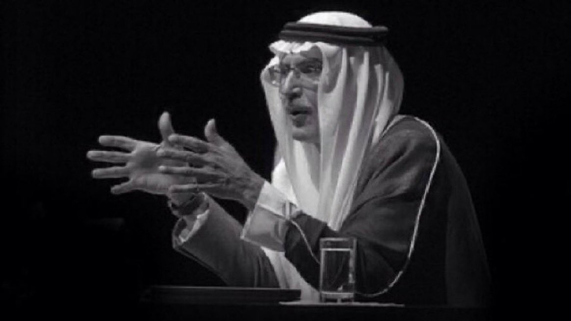 دامك زرعت الحب في داخلي ورد
أنا ما ابي غيرك من الناس يسقيه❤️