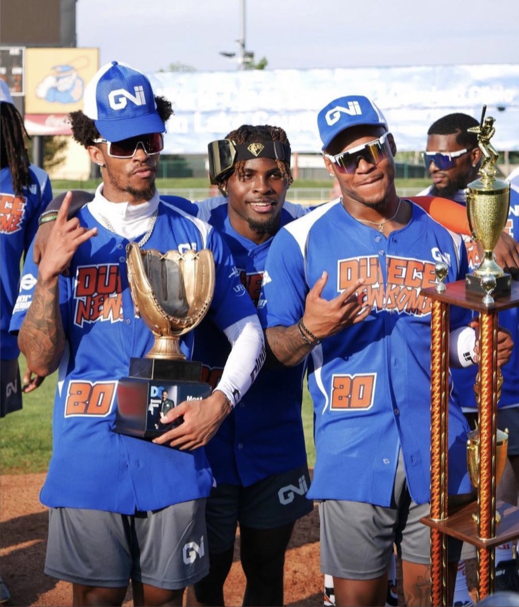 IMarion_Stewart's tweet image. Glad to be part of something for a great cause. Purpose driven🤞🏽 @gnewsii  @gn20softball Charity softball game was lit🔥#TeamNewsomeVsTeamWard #PauseForACause #Born2Play4Michigan