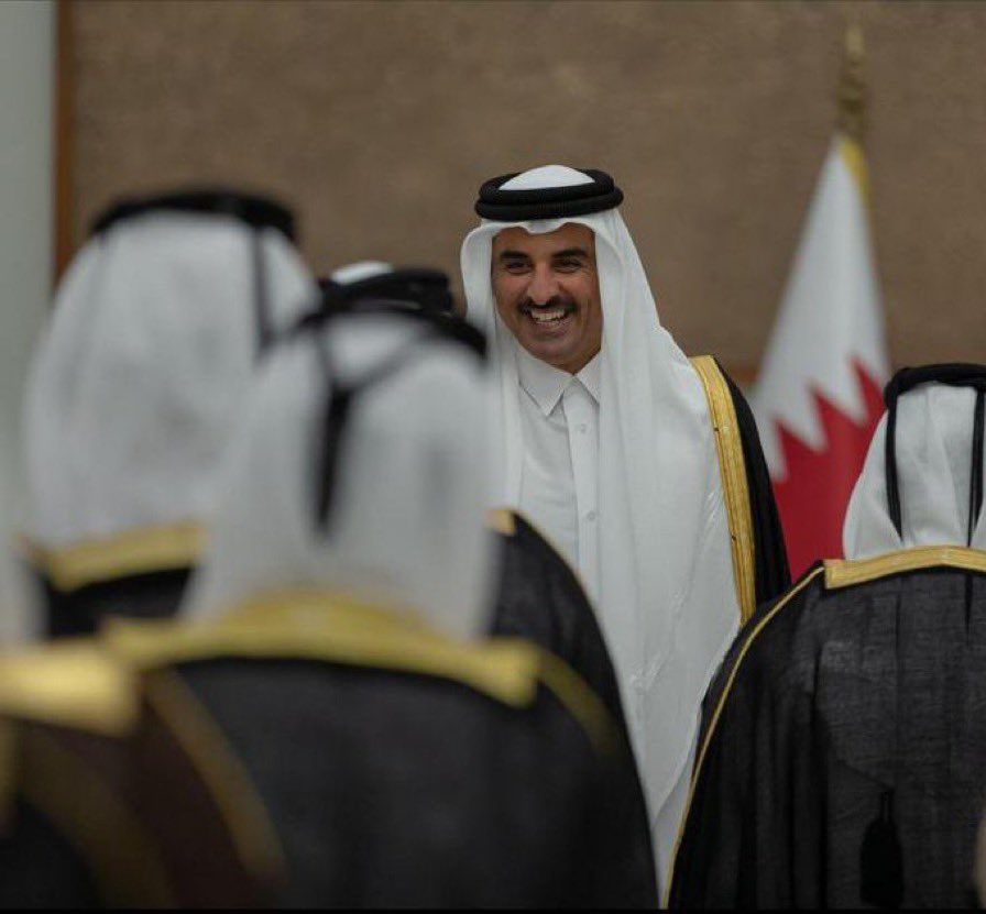 saleh_neshaira's tweet photo. نضمن لك من الولاء الصادق ورد الجميل
اللي  .. مايلحق  .. كرامتنا  ..  ولا  حقوقنا
.
اضرب بنا اكبر عدو وارقى بنا اطول طويل
دام البسيطه ..  تحتنا  .. والسماء   فوقنا

#عشرة_أعوام_من_الإنجازات https://t.co/R7TTvn7une