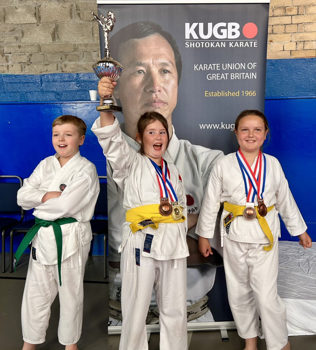 CarlaGregg7's tweet photo. @penalltau 

So proud of young competitors representing their clubs in the Karate Welsh Championship las Saturday. 
They all performed amazingly, had fantastic results and most importantly showed fantastic sportsmanship and support to their fellow competitors!
Da Iawn! https://t.co/c0I6ZzXZzp