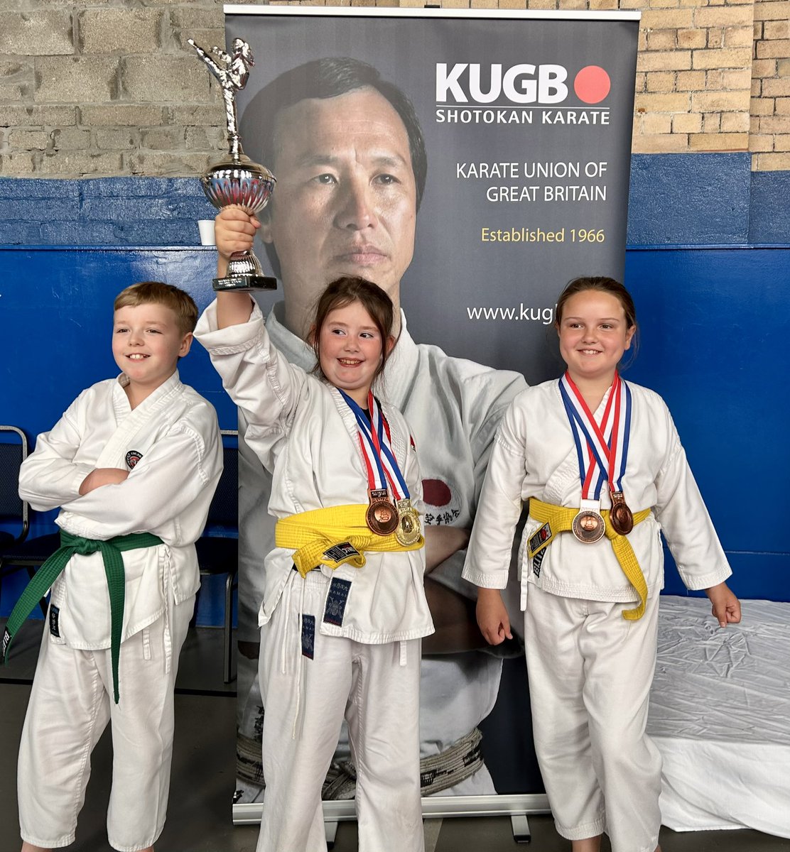 CarlaGregg7's tweet photo. @penalltau 

So proud of young competitors representing their clubs in the Karate Welsh Championship las Saturday. 
They all performed amazingly, had fantastic results and most importantly showed fantastic sportsmanship and support to their fellow competitors!
Da Iawn! https://t.co/c0I6ZzXZzp