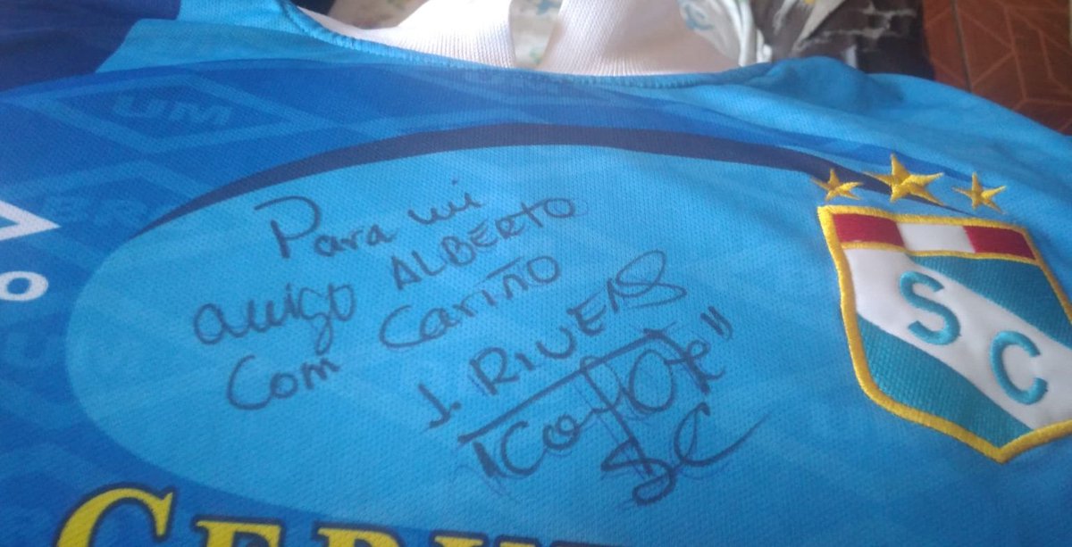 Graceđâ⏠on Twitter: "Ayer el Coyote Rivera vino a almorzar a un