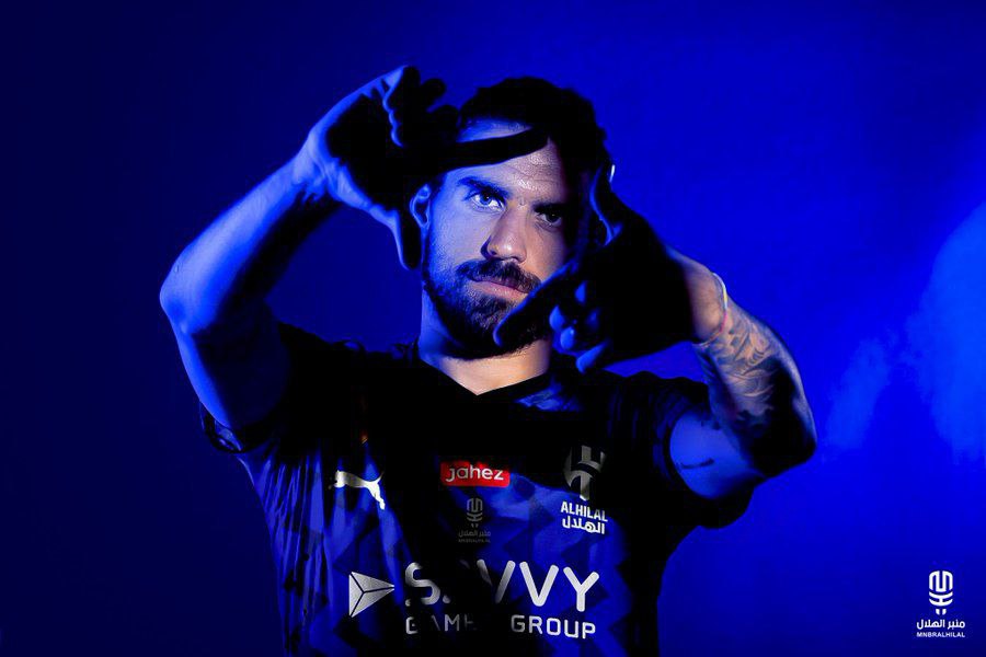 🎙| سامي الجابر :
"التعاقد مع كوليبالي بعد روبين نيفيز ، يعكس لك أن تعاقدات الهلال تدار حسب رؤى فنيه دقيقة لاحتياجات الفريق."