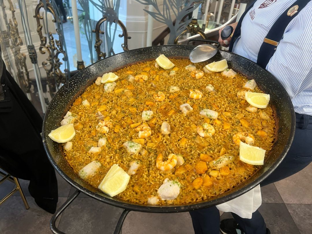 WalkinSpain's tweet photo. On all of our tours eating the best food is important. And we love paella! https://t.co/ps8AWIsGGr