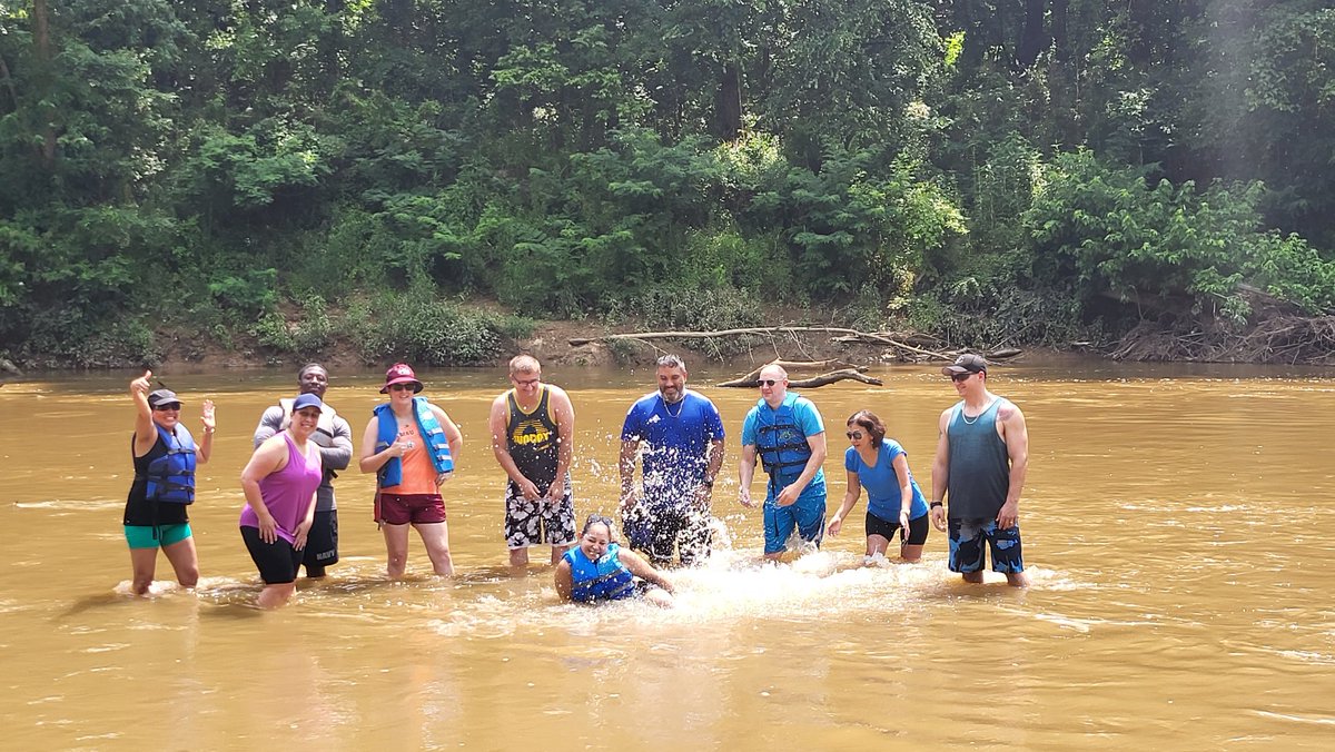 BluesCityKayaks's tweet photo. Had an incredibly fun tour with some members of the US Navy! #TheMostMemphisThingYouveNeverDone #WolfRiver #Kayak #Kayaking #Memphis https://t.co/izcltYVqgx