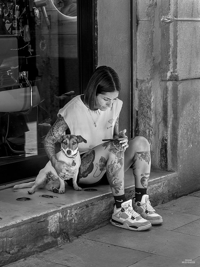 Perro #tatoo - instagram.com/vitometodio 

#tatoo #dog #streetphoto #urbanstreet #streetphotography_bw