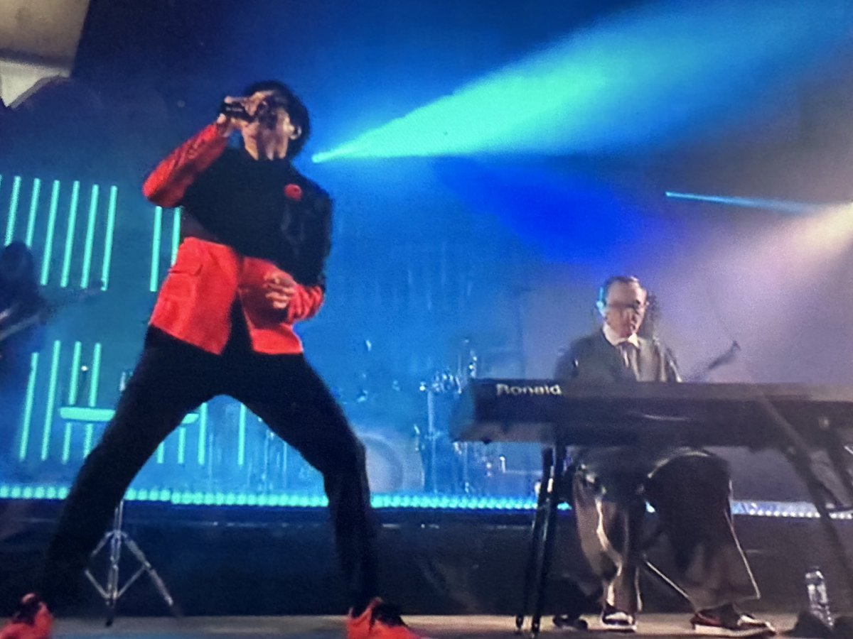 #Sparks #ChristineandtheQueens and #RickAstley  - what a wonderful   #Glastonbury