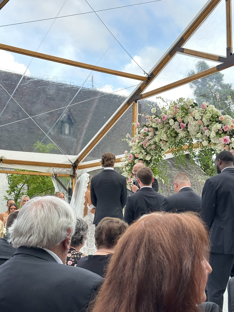 Tonyrazz03's tweet photo. Amazing night celebrating an amazing couple! Congrats to Kenny and Amy!! Love you guys! ❤️🥂#wedding #family https://t.co/5qdPXS7pIo
