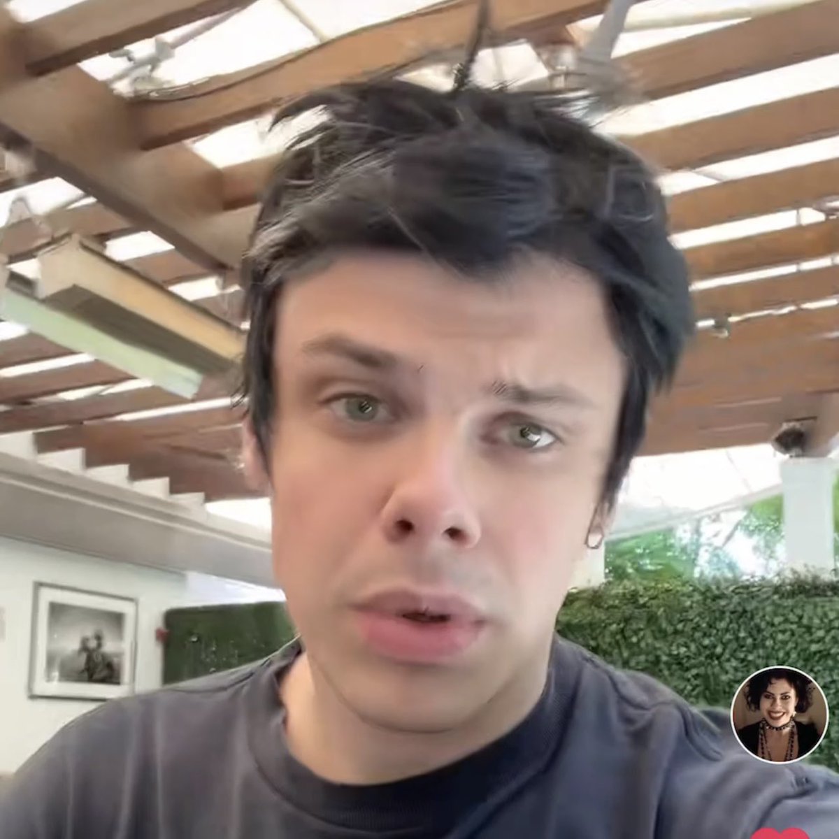 EVOLVEDCLANCY's tweet photo. WHO IS THAT and what has he done to doms hair 🗿 https://t.co/NJT3esdsOu