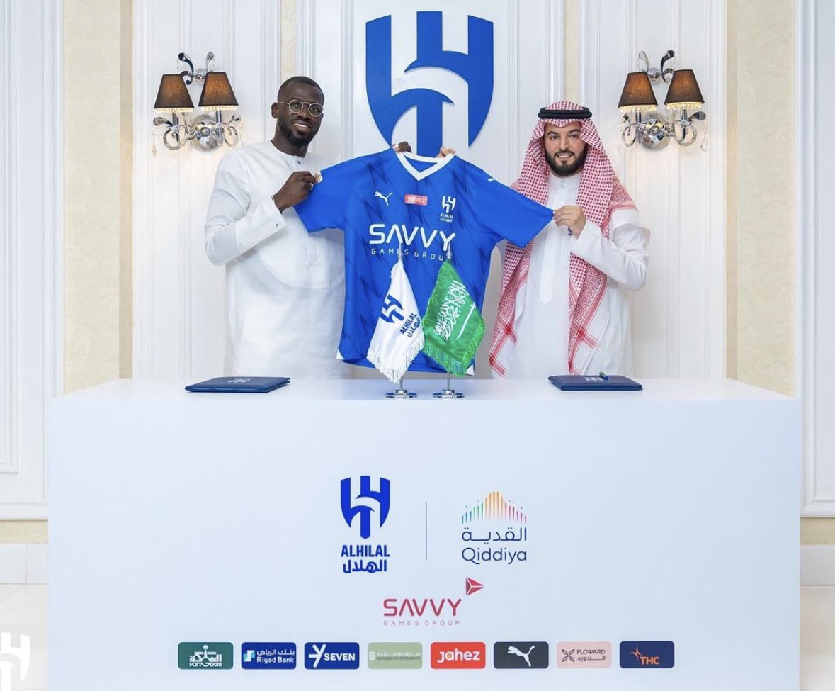 Senegalin maajoukkuekapteeni Kalidou Koulibaly, 32, jatkaa uraansa Saudi-Arabiassa Al-Hilalin riveissä. Sopimus on kolmivuotinen ja Al-Hilalin Chelsealle maksama siirtokorvaus 23 miljoonaa euroa. Koulibaly siirtyi Chelseaan Napolista heinäkuussa 2022. #Valioliiga
