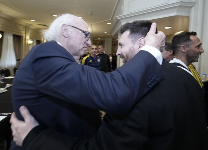 Nicoambrogi's tweet image. LAJSAKKSHSLQQNQK