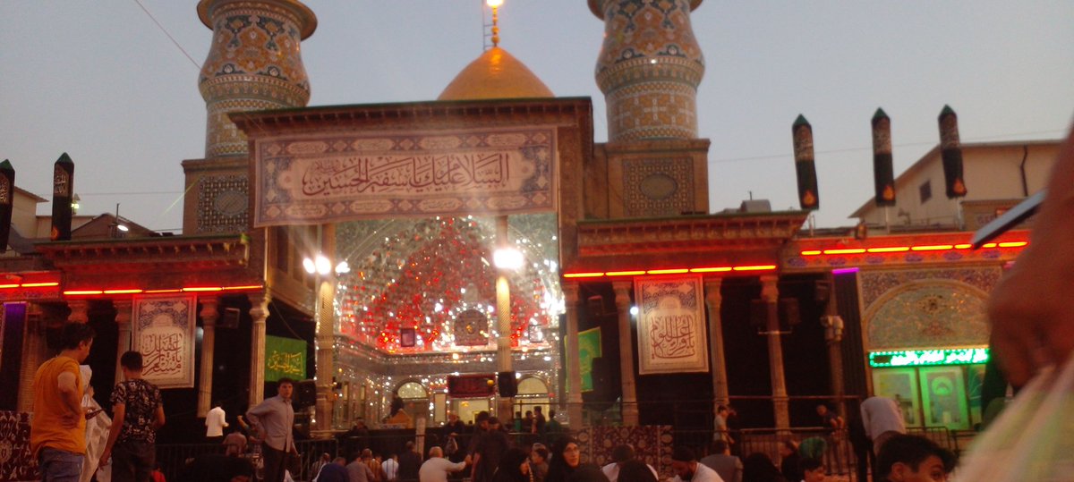 Hajahmadd's tweet photo. #مسلمیه_ری
یعنی دوباره مهمان سفرهء اشک برای ارباب بی کفن شدم...
السلام علیک یا اباعبدالله https://t.co/1keWVoJddm