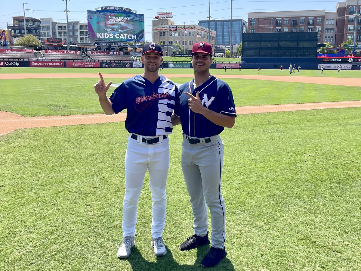 TTU_Baseball's tweet photo. Proud of these two! #RaidŦheLeague

@SubletteRyan | John McMillon https://t.co/lQ5FblmcDH