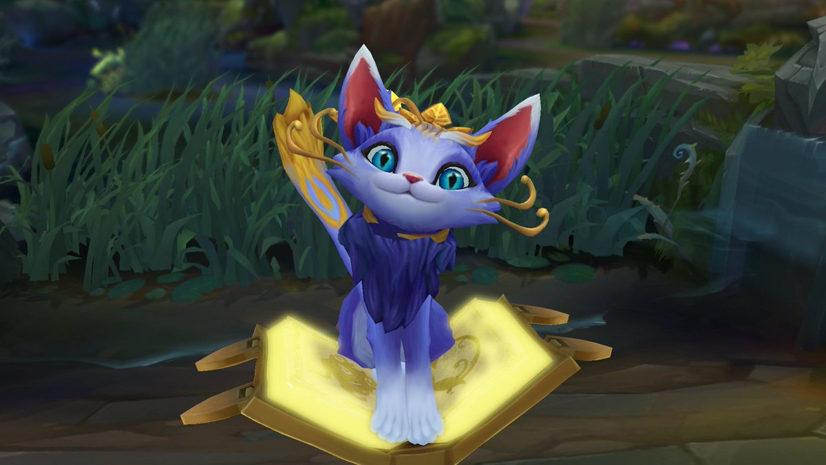 HeyShuggie's tweet photo. Segundo o Rioter Reav3, a Yuumi tem sido a campeã não humana mais popular desde o seu lançamento e isso se deve ao fato que gatos e cães são bem relacionáveis e amados pelas pessoas.

Será que a Naafiri vem ai pra roubar ou pelo menos compartilhar do pódio com a gata empoderada? https://t.co/X0DtwEASfT