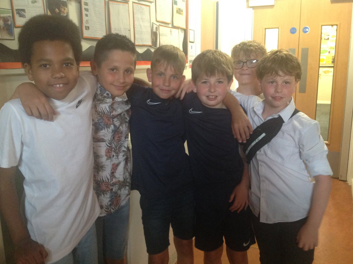 Charlotte Morris tweet media