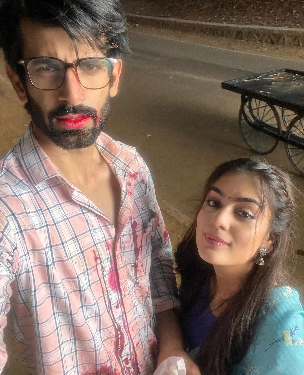 ArmyNamik's tweet photo. Here is some more😺 (2/3) 
#NamikPaul #TanishaMehta #LagJaGale https://t.co/3CTSG1cp3z