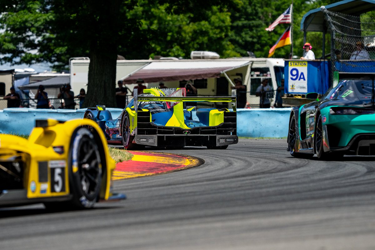 We've taken over the class lead with @ChristianR_DK at the wheel! 🥳🥳 #imsa #WatkinsGlen #Sahlens6HRS #lmp2