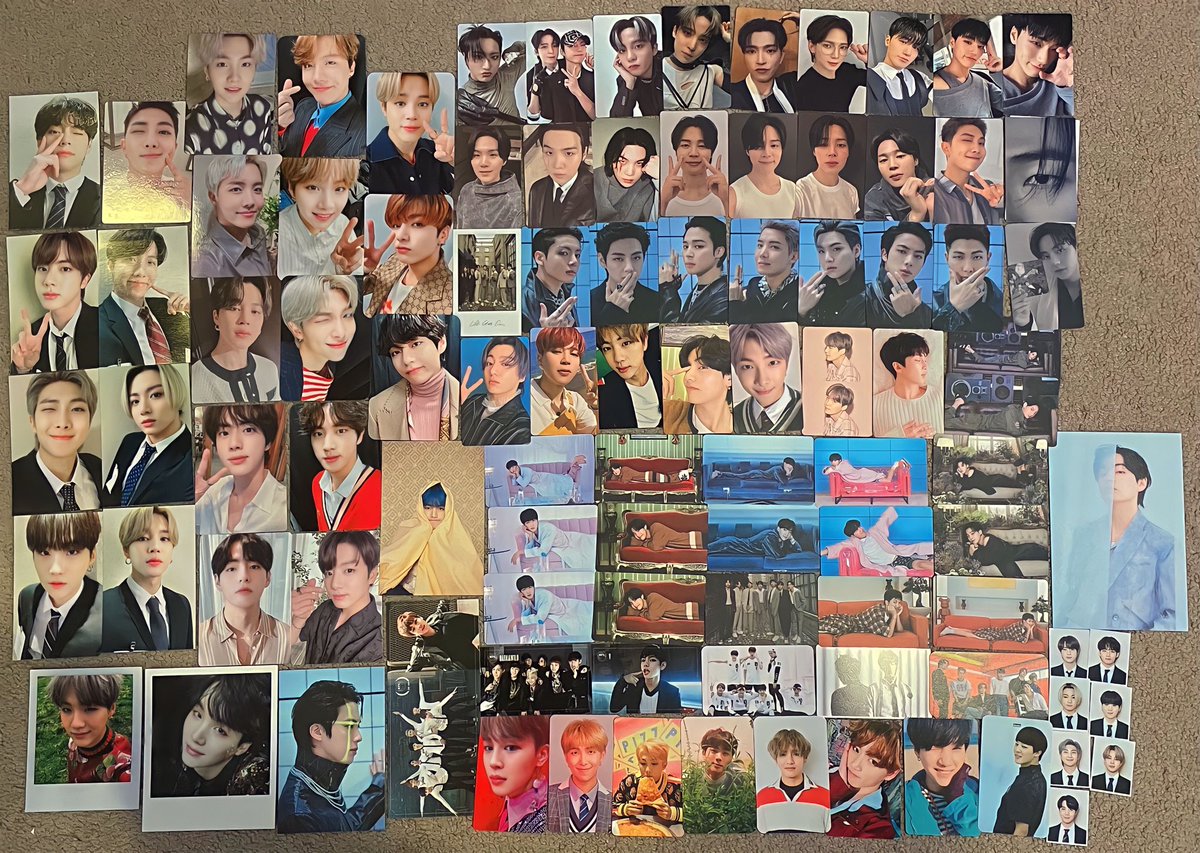 IcedMocha613's tweet image. Current photocard collection😍💜
I need to step up my game with the Ateez pcs🫣😅

#BTS #btspcs #ATEEZ #ATEEZpcs #photocard #photocardcollection