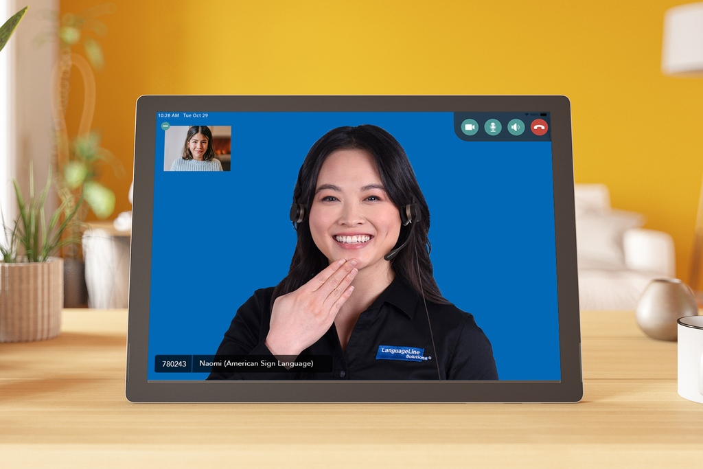 LanguageLine's tweet image. When customers walk into any Royal Bank of Canada (RBC) branch across the country and need an interpreter to help communicate, the teller simply pulls out an iPad and gets one on a video conference via the LanguageLine app.

💻 languageline.com

#OnDemandInterpreter