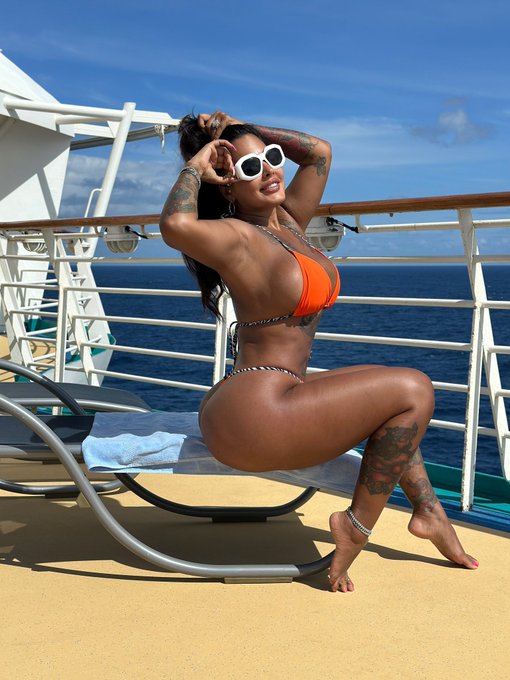 Enjoy life more!  https://t.co/QJ1jn7NmZt https://t.co/9sHZqq7b4o