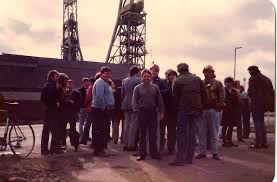 murielzagha's tweet photo. How to evoke Mansfield, Nottingham, the Midlands - through film? We attempt to answer that question on the excellent @Mansfield_Notts podcast… https://t.co/DNAuVpcvJZ