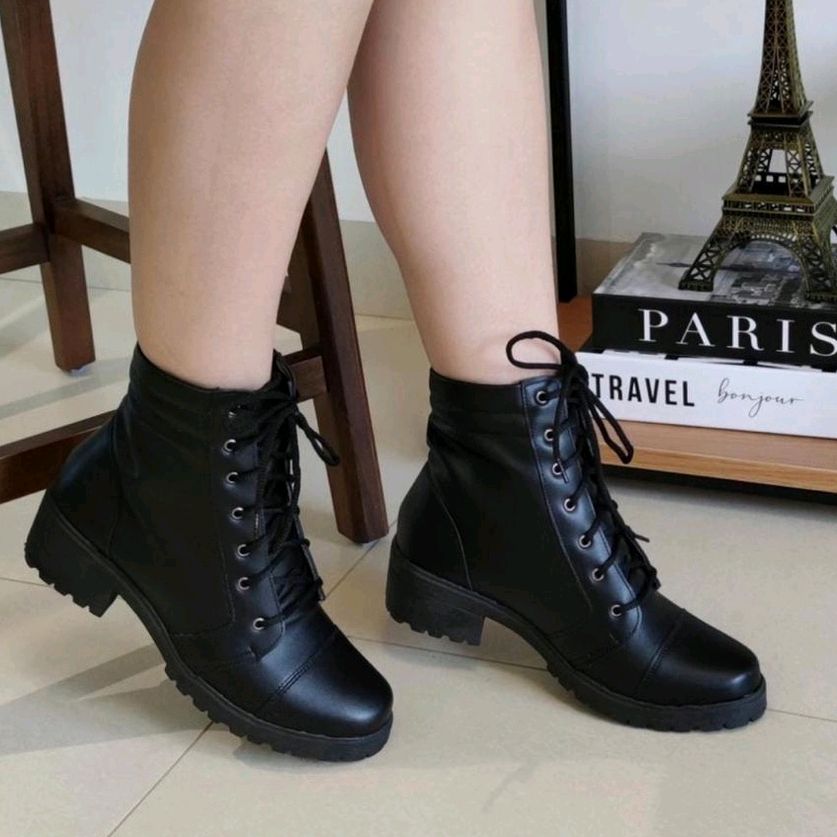 bitdemais's tweet photo. Bota Feminina Coturno Cano Baixo por R$49,90 - R$54,90. 
#compraonline #inverno #Moda https://t.co/tOLGqksjWg https://t.co/TWGB9xxbEL