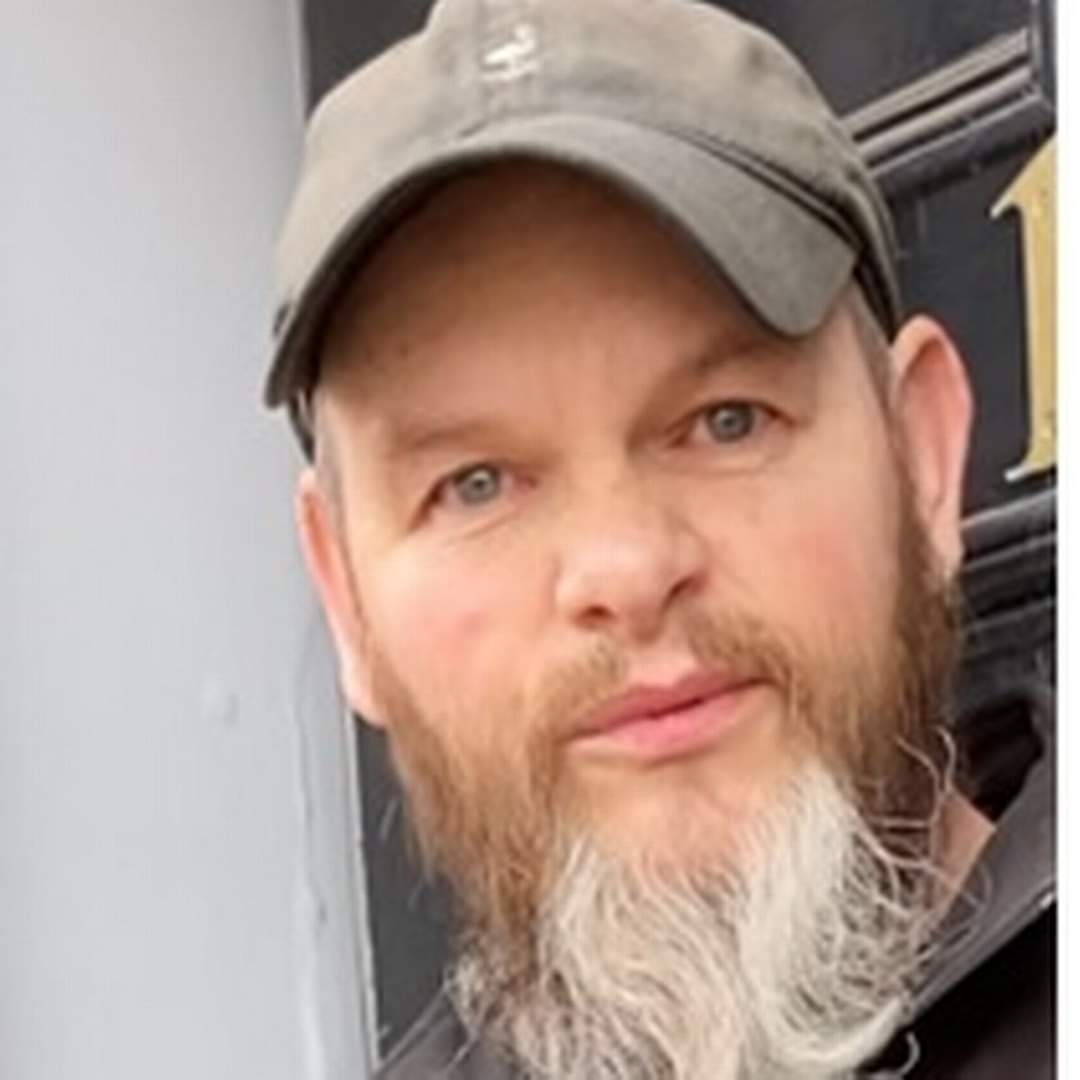 kerrydouglas_'s tweet photo. I've taken screenshots from Facebook and posted here as I know I've got a lot of St Andrews folk on here. 

Please share! https://t.co/UFNMFLmCK3