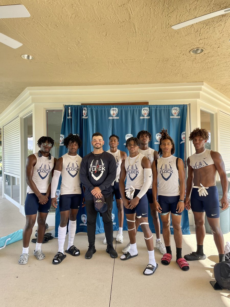 AlonsoRavensFB's tweet photo. Had a great time at @FHS7v7A this past weekend! Finished 7-2 on the weekend and continued to get better each game! Looking forward to being back next year! @larryblustein @FHS7v7ACollLink @Dwight_XOS https://t.co/N5wk5lcWWQ