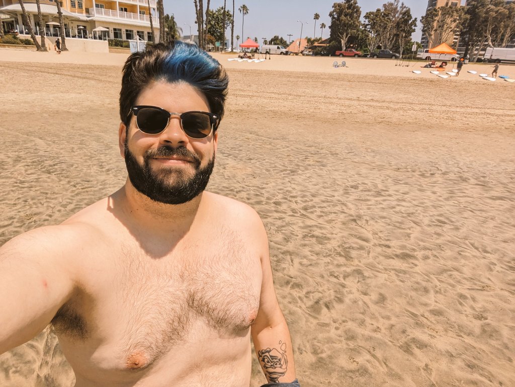 TheCEscalante's tweet photo. Last day in CA and I'm glad I was able to treat out my sister for her birthday today! See you next time, Los Angeles! https://t.co/OyNciZnECY
