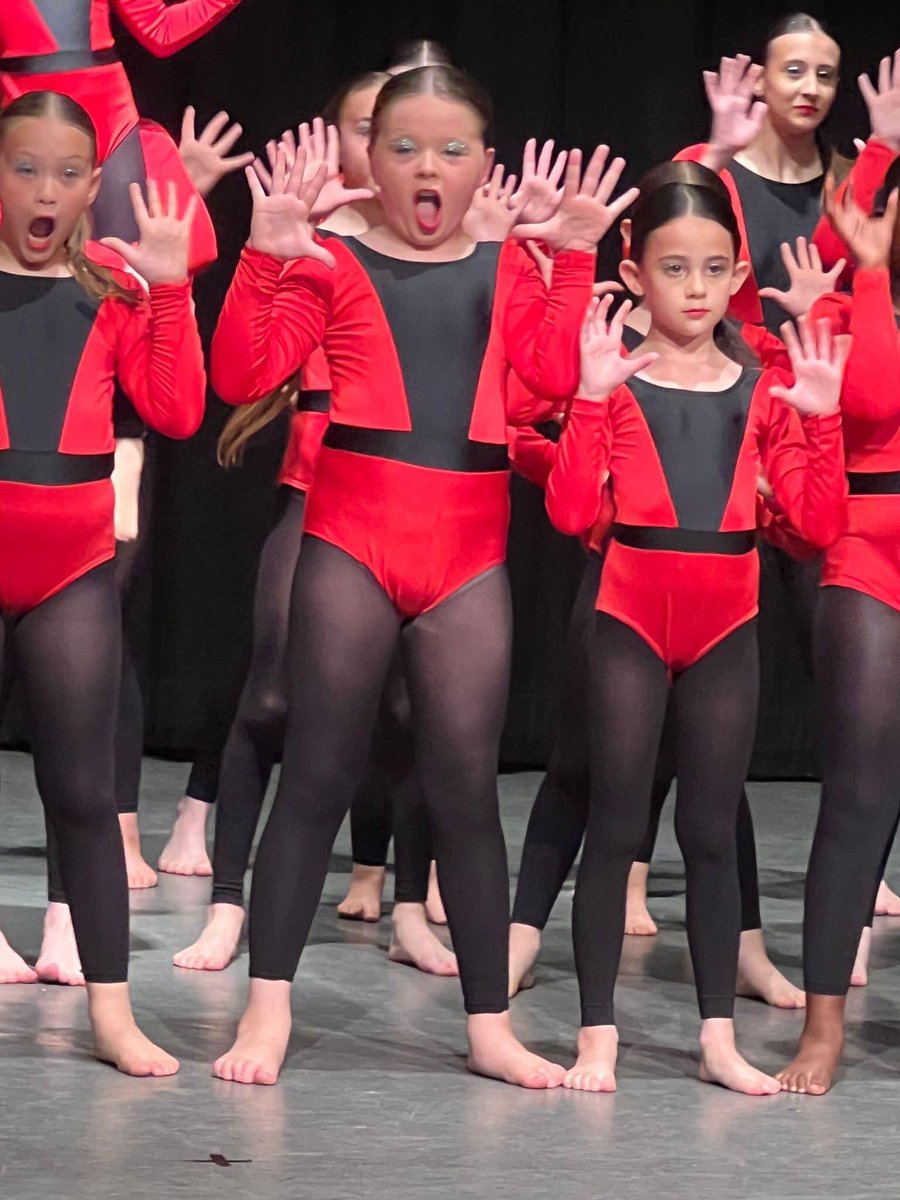 parks_hub's tweet photo. The amazing Team Troupers Dance Academy performing today in our Pop idol dance show 💙💙 #TTDA #dancers #showtime #communitydance https://t.co/XdieOAjsPS
