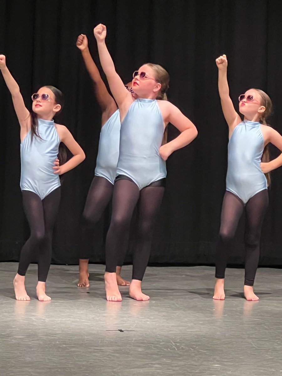 parks_hub's tweet photo. The amazing Team Troupers Dance Academy performing today in our Pop idol dance show 💙💙 #TTDA #dancers #showtime #communitydance https://t.co/XdieOAjsPS