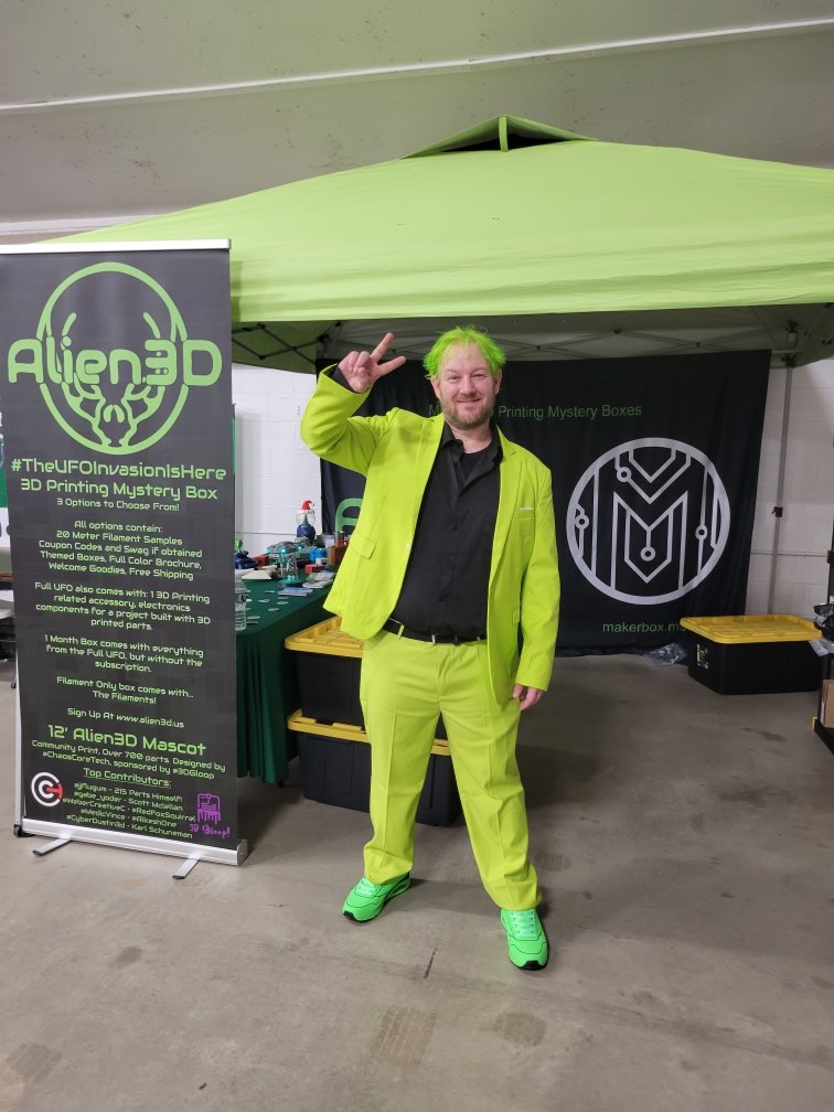 AlieneilA - #BeABetterHuman - #ChooseDecency tweet media