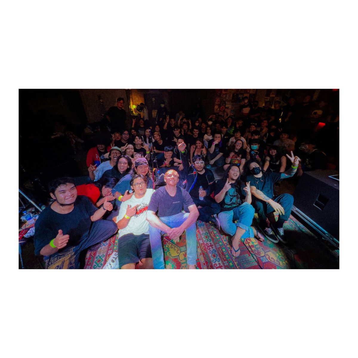 tdr_thailand's tweet photo. 06.25.2023
The Darkest Romance live in The Artesian @ Speakerbox
With - Conductor + Flowers For Daryl + OCEVN
#thedarkestromance #theartesian #speakerbox 👇 https://t.co/XaAN77JYs5