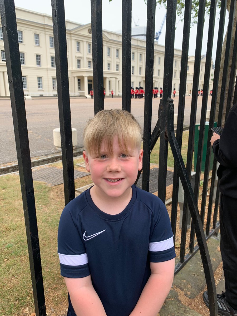 SDuggins92's tweet photo. We had a great time exploring London 🇬🇧 We saw the changing of the guards at Buckingham Palace, Big Ben, West Minster Abbey, Marble Arch and Little Ben! Tommy loved Harrods and will continue to work hard at school so he can shop there when he’s older😅 @mrscouzens1 @HLC_Primary https://t.co/qYO1hFLrJk