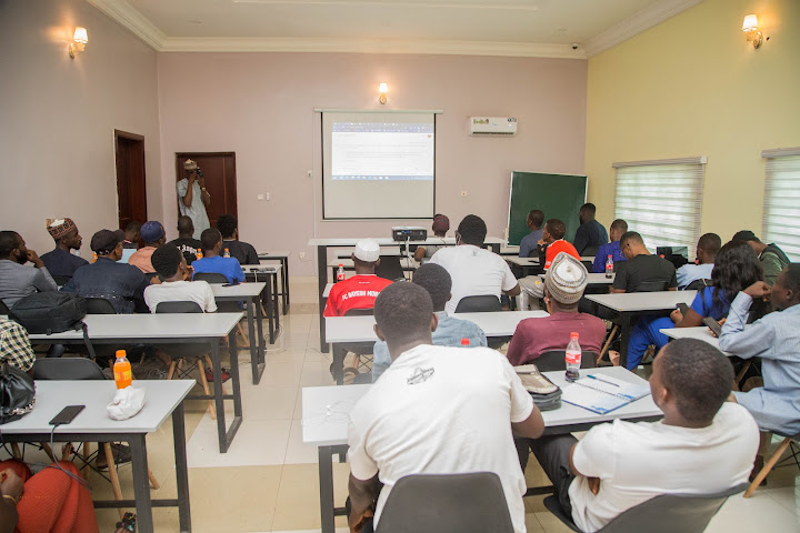 It was an unforgettable experience at kada hive innovation and tech hub! 💡💪

#GoogleIO #KadaHiveInnovationHub #TechiesUnite #InspirationOverload #TechRevolution #FutureIsHere