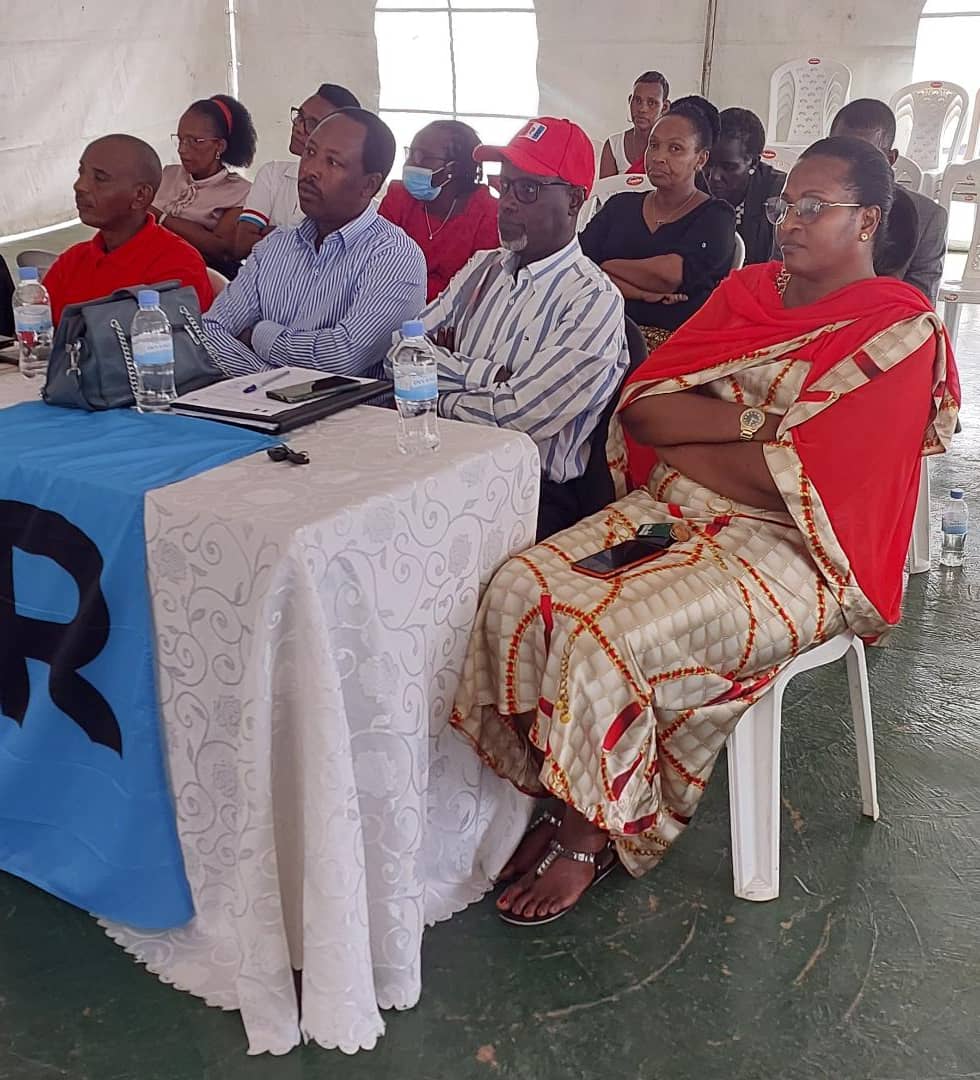 hambajona's tweet photo. Kuri iki cyumweru tariki 25/06/2023; abanyamuryango ba @rpfinkotanyi mu kagari ka #Nonko @NyarugungaO @KicukiroDistr @CityofKigali bahuriye mu mahugurwa biyemeza ko:
1. Opinion leaders baba hafi y'abayobozi babo mu nzego zitandukanye, bakabagira inama nubwo baba batazirimo;... https://t.co/MJ5rTbiBvw