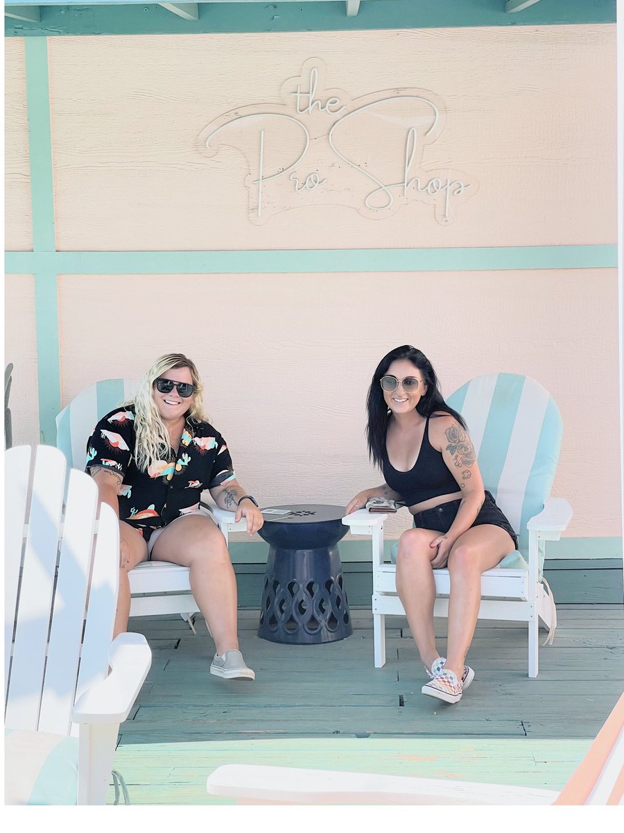 camrynbry's tweet photo. birdies social club was a vibe ✔️ #birdiessocialclubfortworth #fortworthtx https://t.co/vAYKoNzzlh
